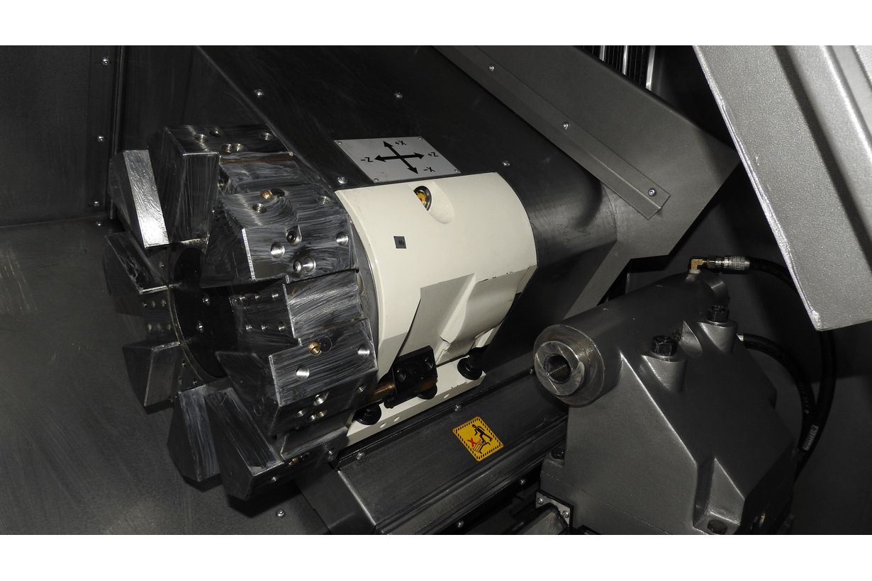 Токарный станок с ЧПУ JET KDCK-25AF CNC (Fanuc 0i, гидрав. патрон, 5000 об/мин, деталеуловитель)